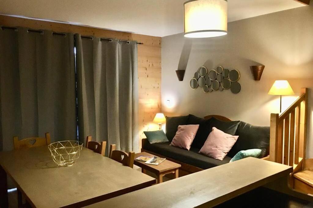 Apt 2 Chambres En Duplex Chalet Des Rennes Vars 2000M Piscine Interieure Et Exterieure 外观 照片